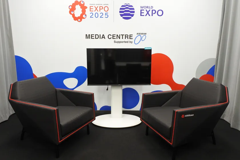 インタビュールーム