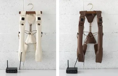 本体色を2色用意(ホワイト・ブラウン)