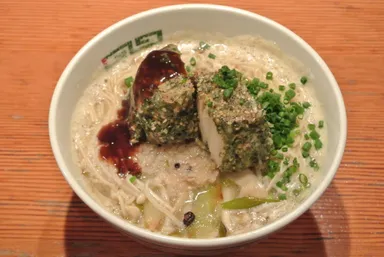 エノキダラケのらーめん