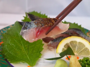 地サバの刺身