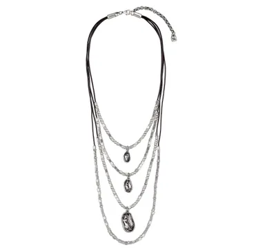 ネックレス／And yes