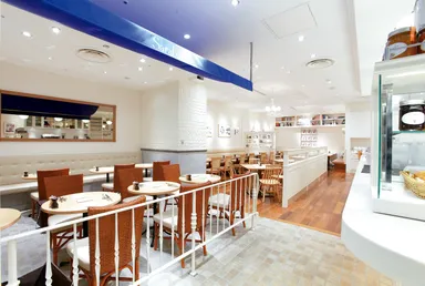 サラベス新宿　内観