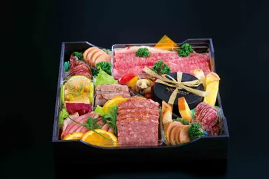 与ノ重　お肉料理重