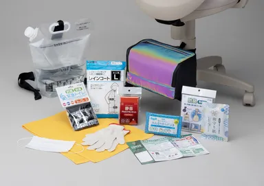 出品予定の「ゲーミング防災セット」その1