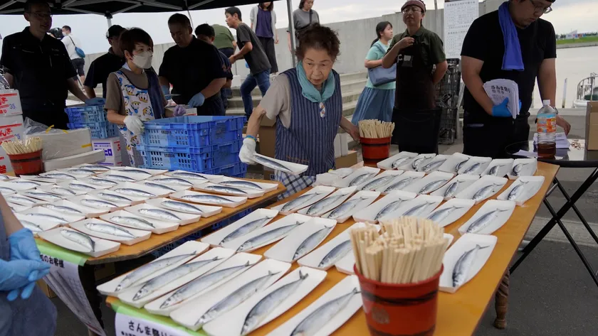 整理券の番号が呼ばれた方から!