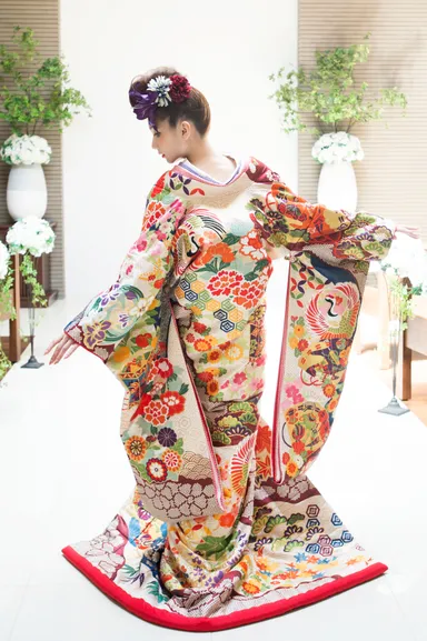 唐織紗綾花鶴丸