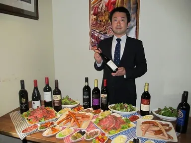 ワインアドバイザー 島田 賢悟氏