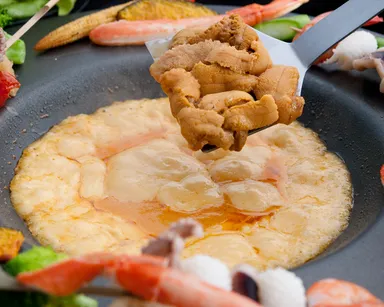 生うにチーズフォンデュ鍋 1