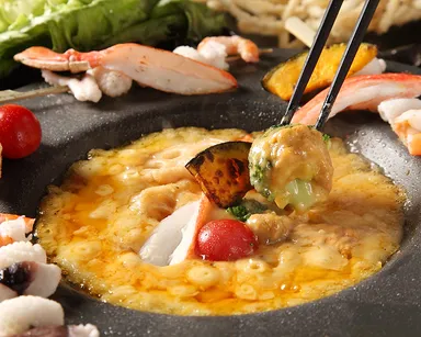 うにの甘みたっぷりのチーズをよく絡めて