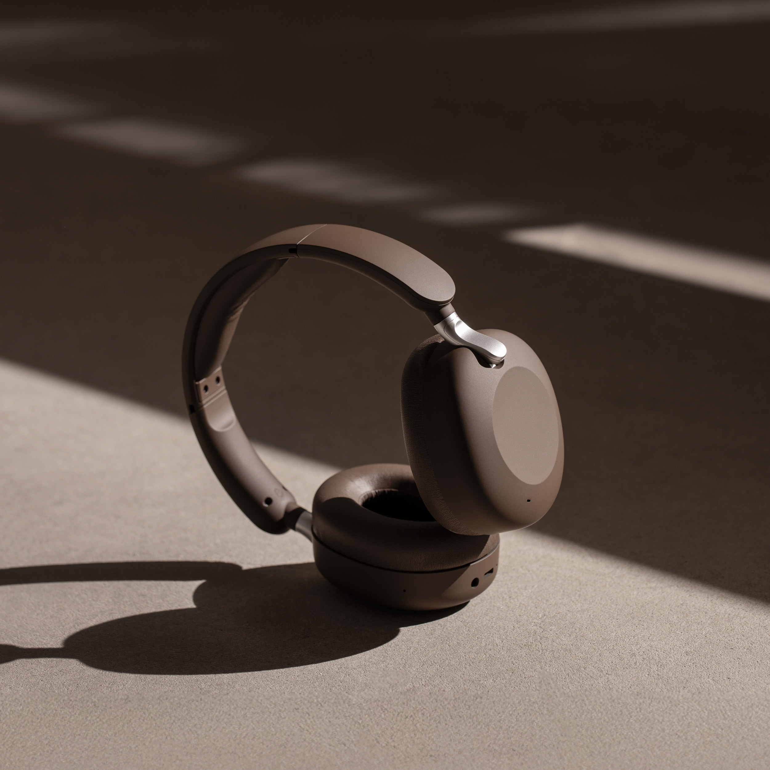 ワイヤレスヘッドホン ブラウン Amazon.co.jp: ゼンハイザー(Sennheiser) ワイヤレスヘッドホン