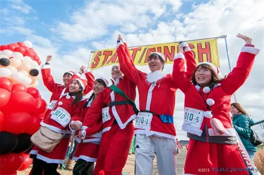 全員手をつないでゴールが基本