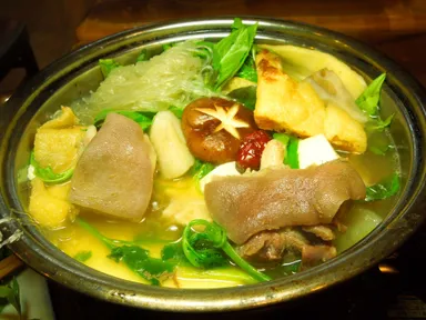 ベトナム ヤギ鍋