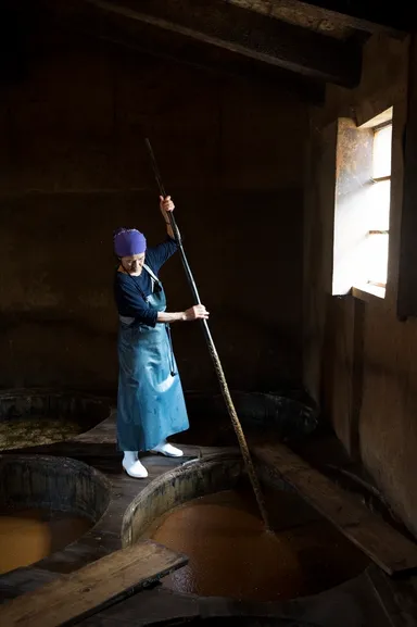 手づくりにこだわる醤油づくりは代々女将が受け継ぐ仕事