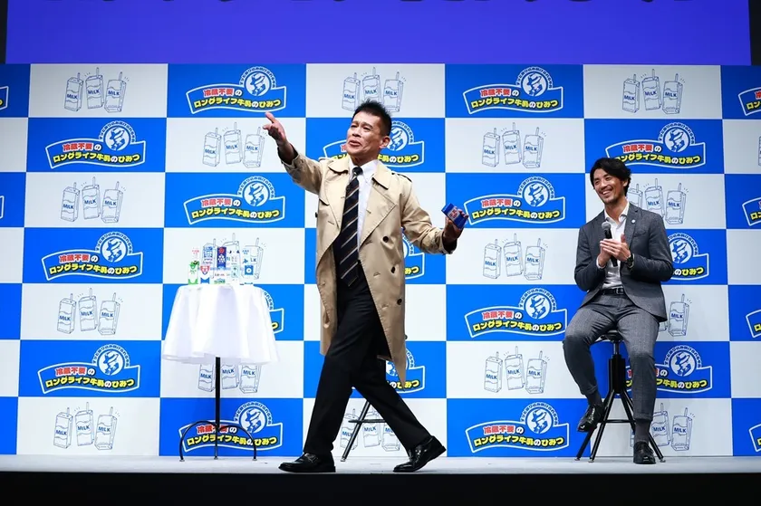 トークセッションの様子(柳沢慎吾さん・山口弘明)