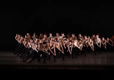 コンテンポラリージュニア集団ICEによる『ボレロX』