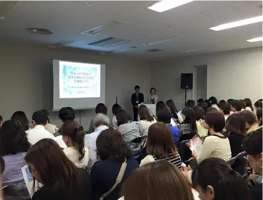 アンチエイジング株式会社前代表取締役・野中とのセミナーの様子