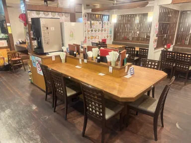 50席ある媒体店舗ラーメンスタンド