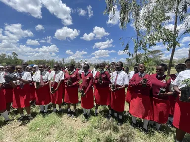 Moi女子学校植林
