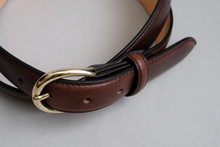 芯材にも本革を使用しています。