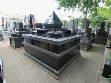 合葬墓極楽浄土