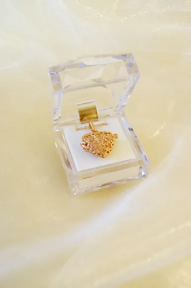 アロマペンダント ハート／ピンクゴールド