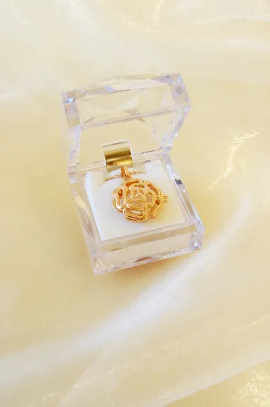 ペンダンアロマペンダント ローズ／ピンクゴールドト ローズ/ピンクゴールド