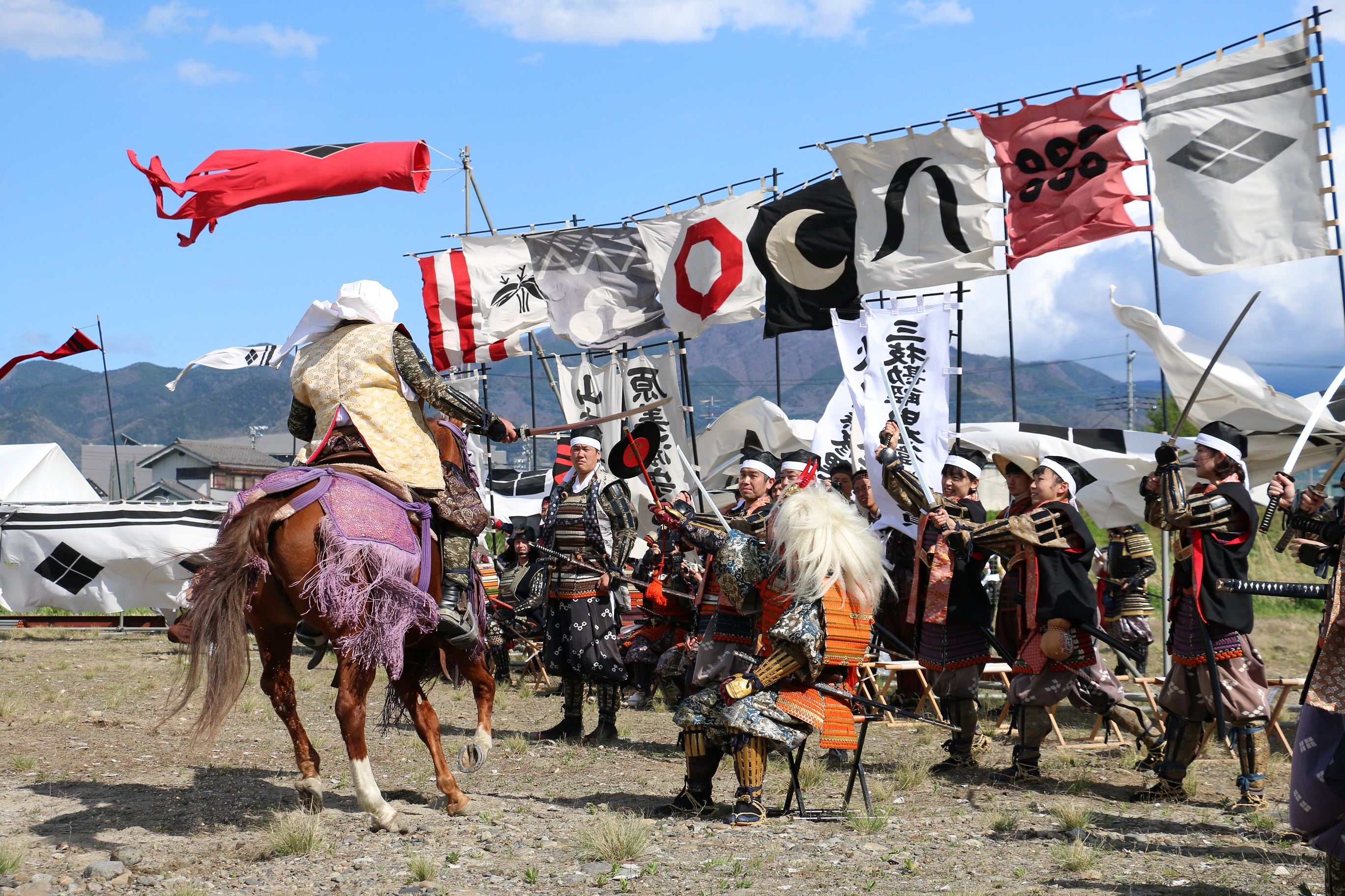 神保悟志氏、寺島進氏も参加！ 第46回川中島合戦戦国絵巻鎧武者の参加