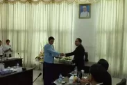 ミャンマー政府関係者との調印式(2)
