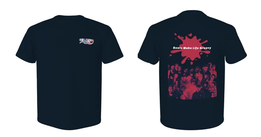 当日はオリジナルグッズを販売