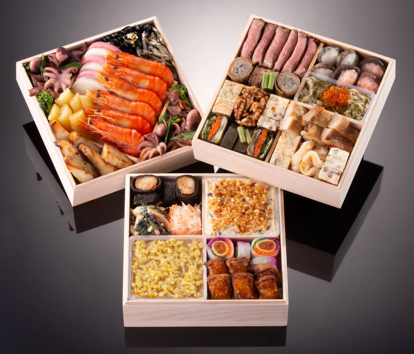 新商品!人気2品4倍 増量三段重