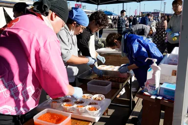 煮付けていくらを乗せて