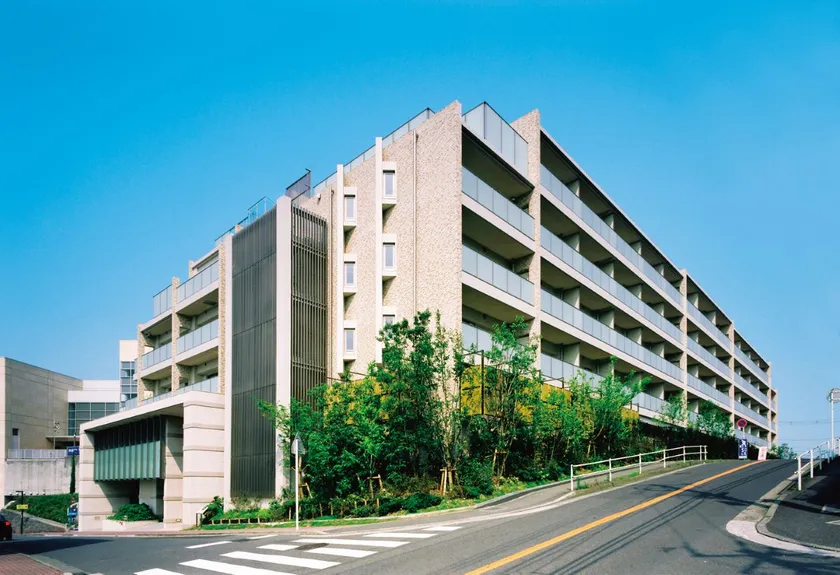 グランクレール藤が丘ケアレジデンス(土地:事業者非所有、建物:賃借)