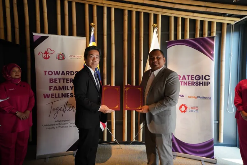 日本アジアクロス・FWSB代表との協力意向書