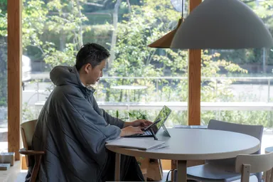 暖房を付けずにデスクワーク