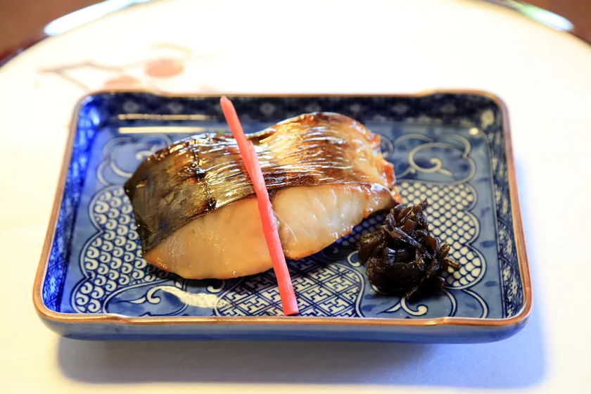 瀬戸内海産の鰆を使った西京焼き