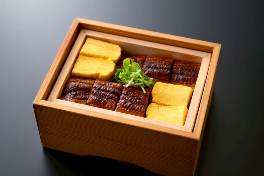 鰻のせいろ蒸し