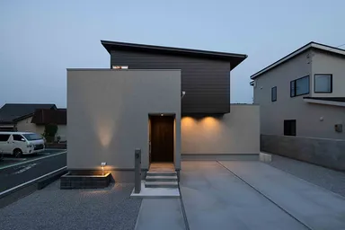 光と風のコンセプトハウス｜外観夜