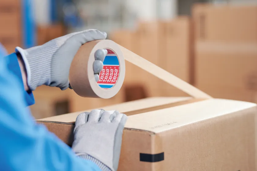 手貼り・機械貼りの両対応