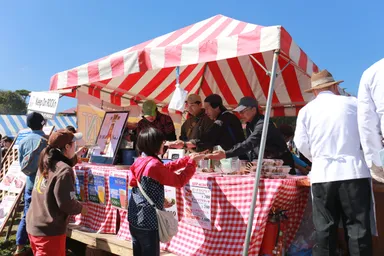 地元の人気店が集結