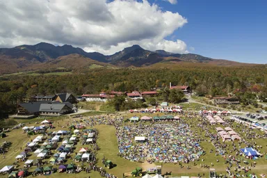 秋の八ヶ岳南麓の大草原