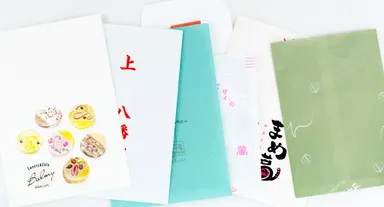 雑貨、神社、洋菓子店など風合いを活かしたデザイン