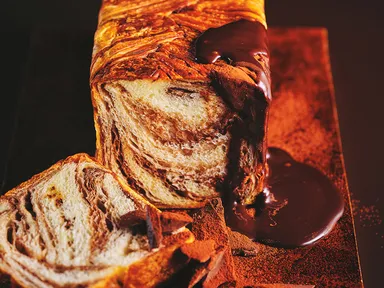 奥行きのあるショコラの味わいがマーブルデニッシュと調和した「ミルキーショコラ」