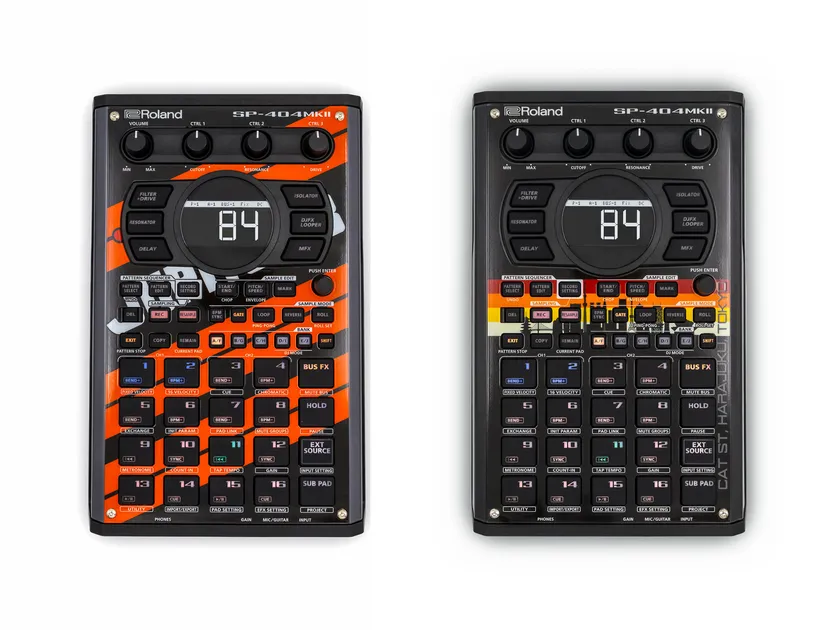 「SP-404MKII」オリジナル・フェイスプレート 左:「JUPITER-8」、右:「Roland Store Tokyo2周年」デザイン