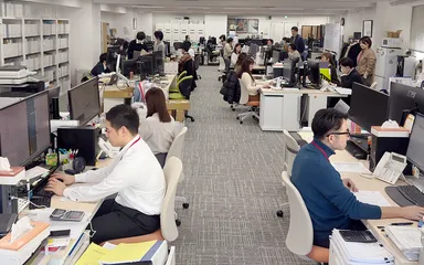 ストラーダグループ　オフィスの様子