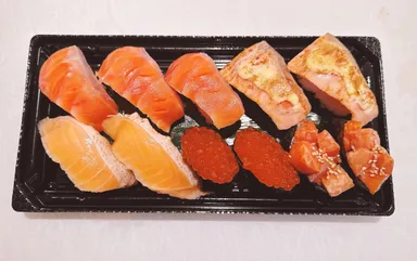 「これでもか！サーモンづくし！」