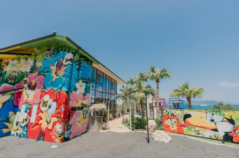 ウォールアート