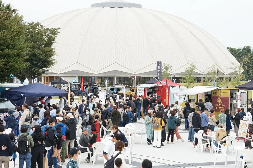 ドームの中も外も楽しみが沢山！