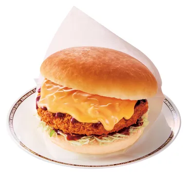 ドデカチーズメンチバーガー【商品画像】