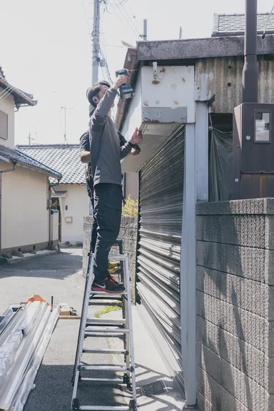 ガレージシャッター工事(1)