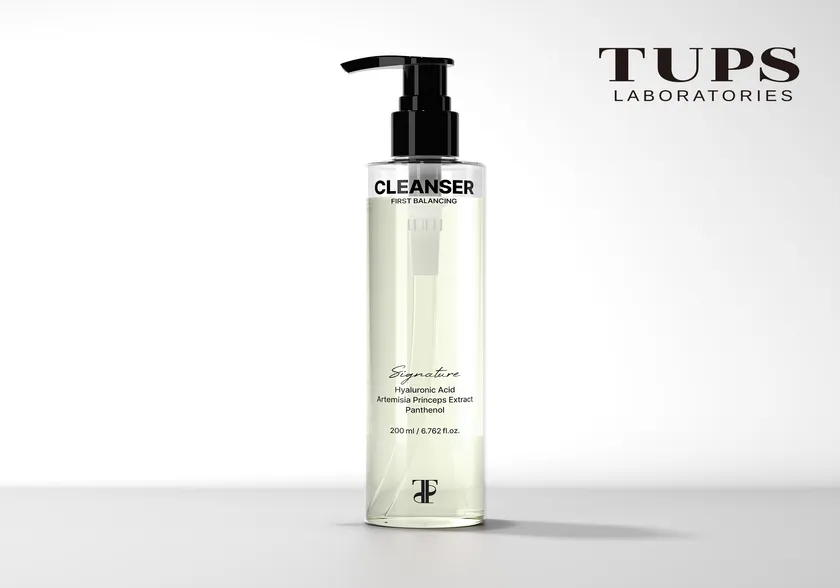 TUPS クレンジング：TUPS First Balancing Gel Cleanser